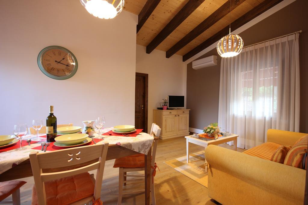 Residence Villa Rosi Laureana Cilento Exteriör bild