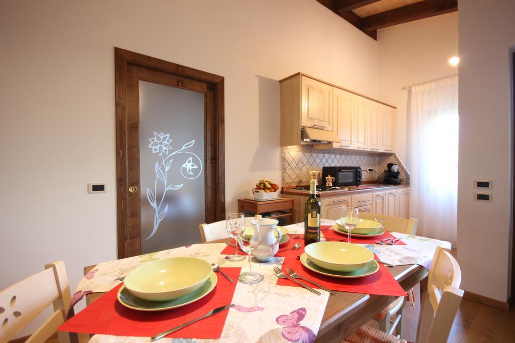 Residence Villa Rosi Laureana Cilento Exteriör bild